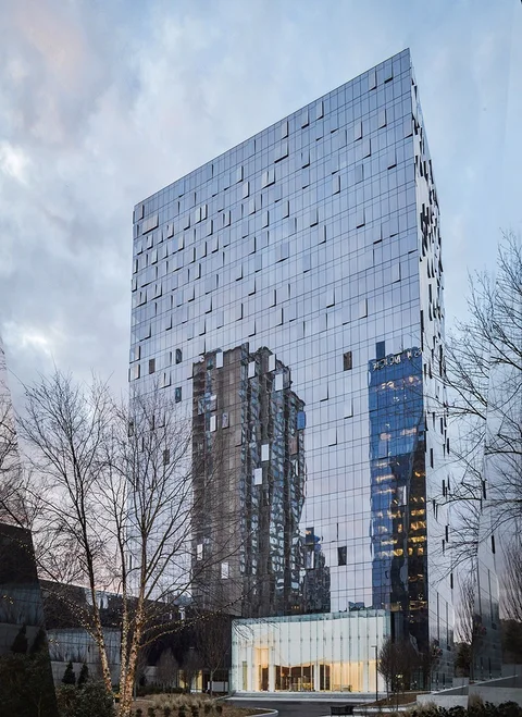 An Integrated, Multi-Service Approach to Three Alliance Center
